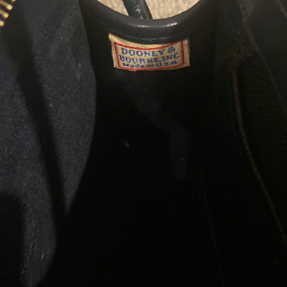 Vintage Classic Dooney & Bourke Black Pebble Leather Crossbody Bag - Picture 5 of 12